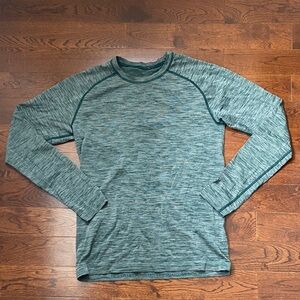 Lululemon Size Small Mens Metal Vent Tech Long Sleeve Top Seamless Grey Heather